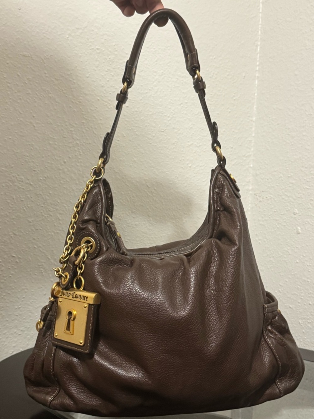 Juicy Couture Chocolate Brown Leather Shoulder Bag with Gold Charm - Picture 5 of 16